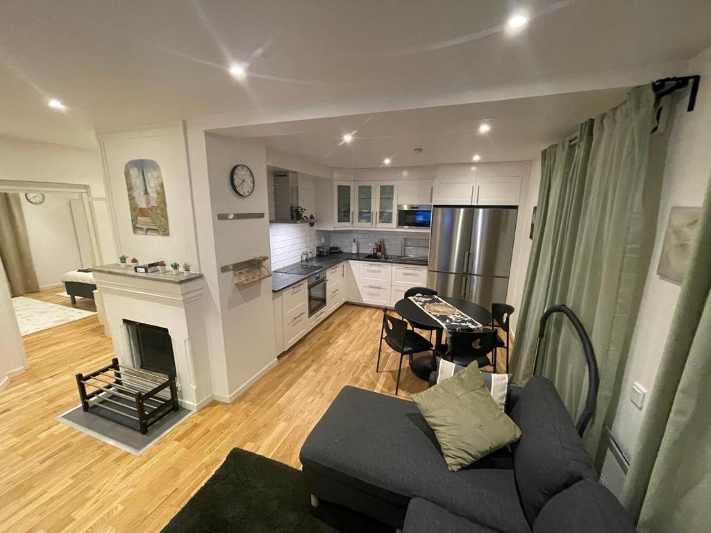 Noah Longstay Apartment เวสเตโรส ภายนอก รูปภาพ